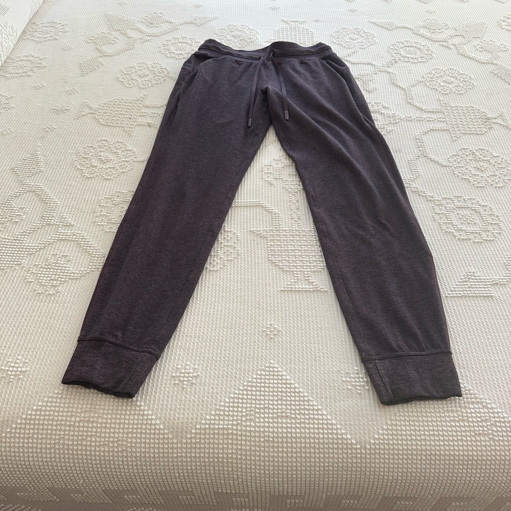 LULULEMON READY TO RULU PANT 29” SIZE 6 HEATHERED PURPLE HIGH RISE JOGGERS
